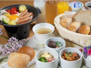 朝食時間8：30じゃ遅いよね～ゴルフだし6：00がいい？